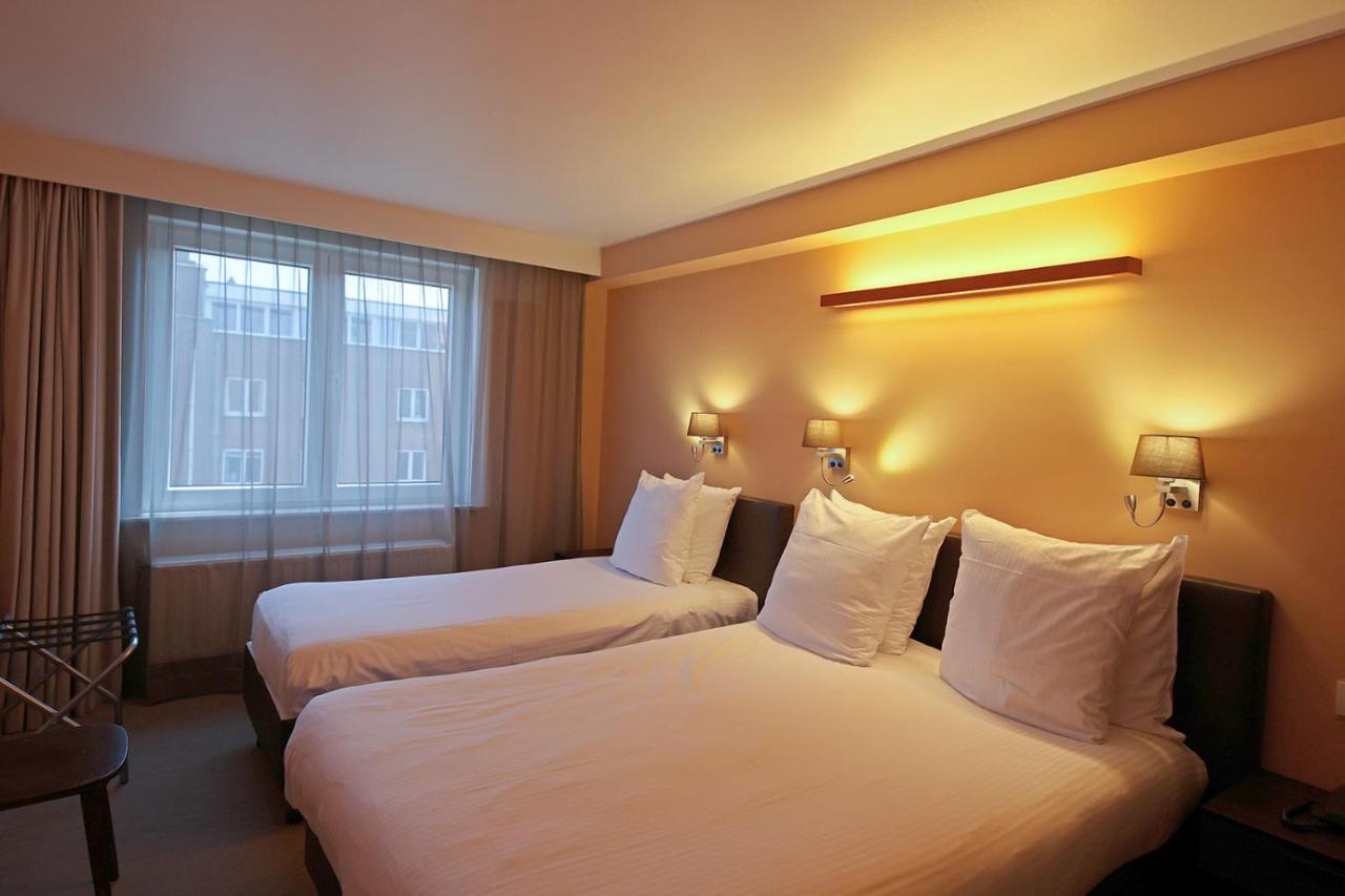 Hotel Uilenspiegel Nieuwpoort Buitenkant foto