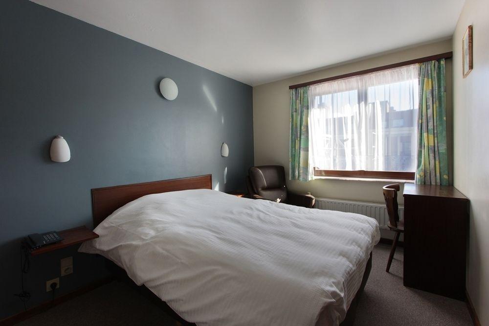 Hotel Uilenspiegel Nieuwpoort Buitenkant foto